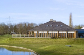 kozijnen nieuwbouw golfpaviljoen hilvarenbeek